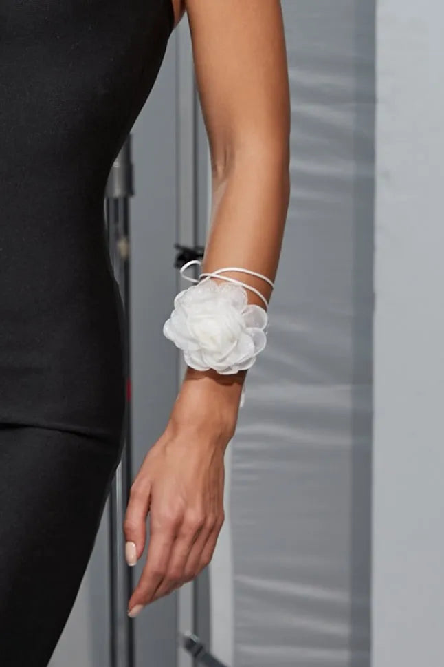 Gracefully Styled Garment for Any Occasion