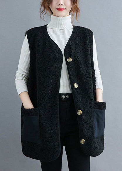 Well Tailored Coat with a Graceful Silhouette