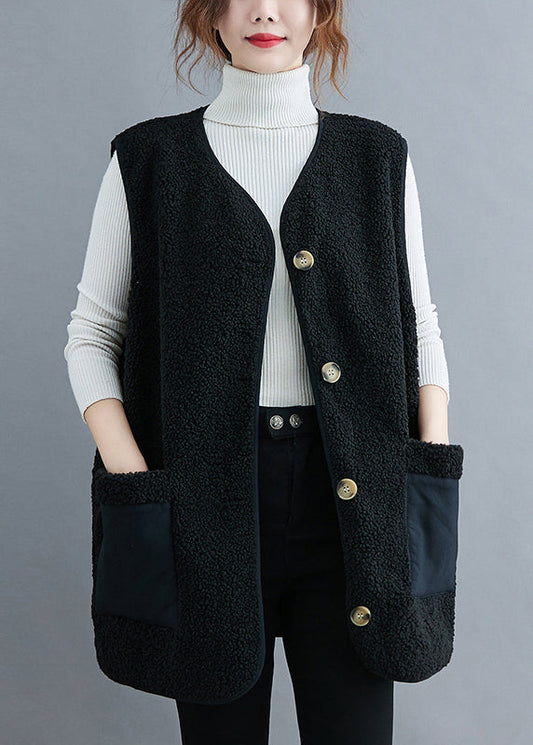 Well Tailored Coat with a Graceful Silhouette