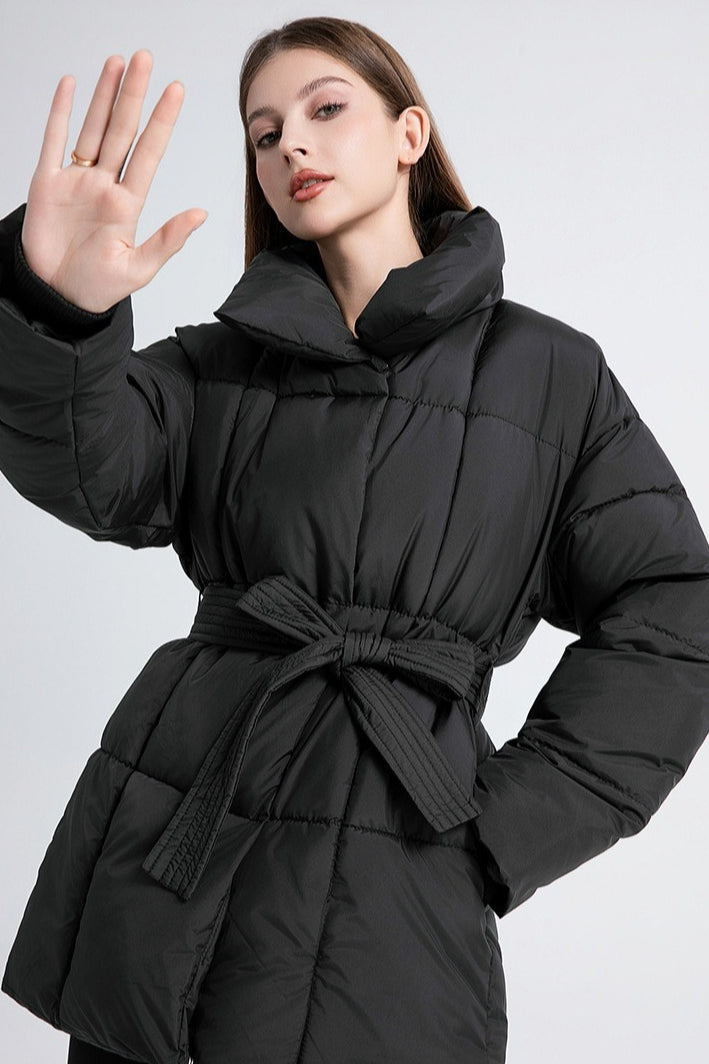 Effortlessly Elegant Jacket with a Timeless Design