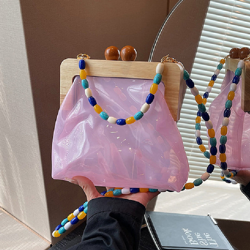 Classic Vintage Bag with a Flattering Fit