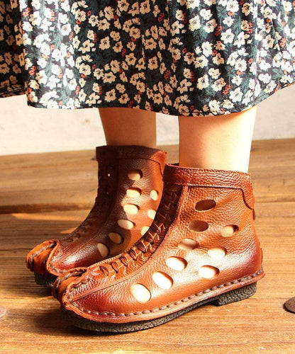Beautifully Finished Boots in a Timeless Design