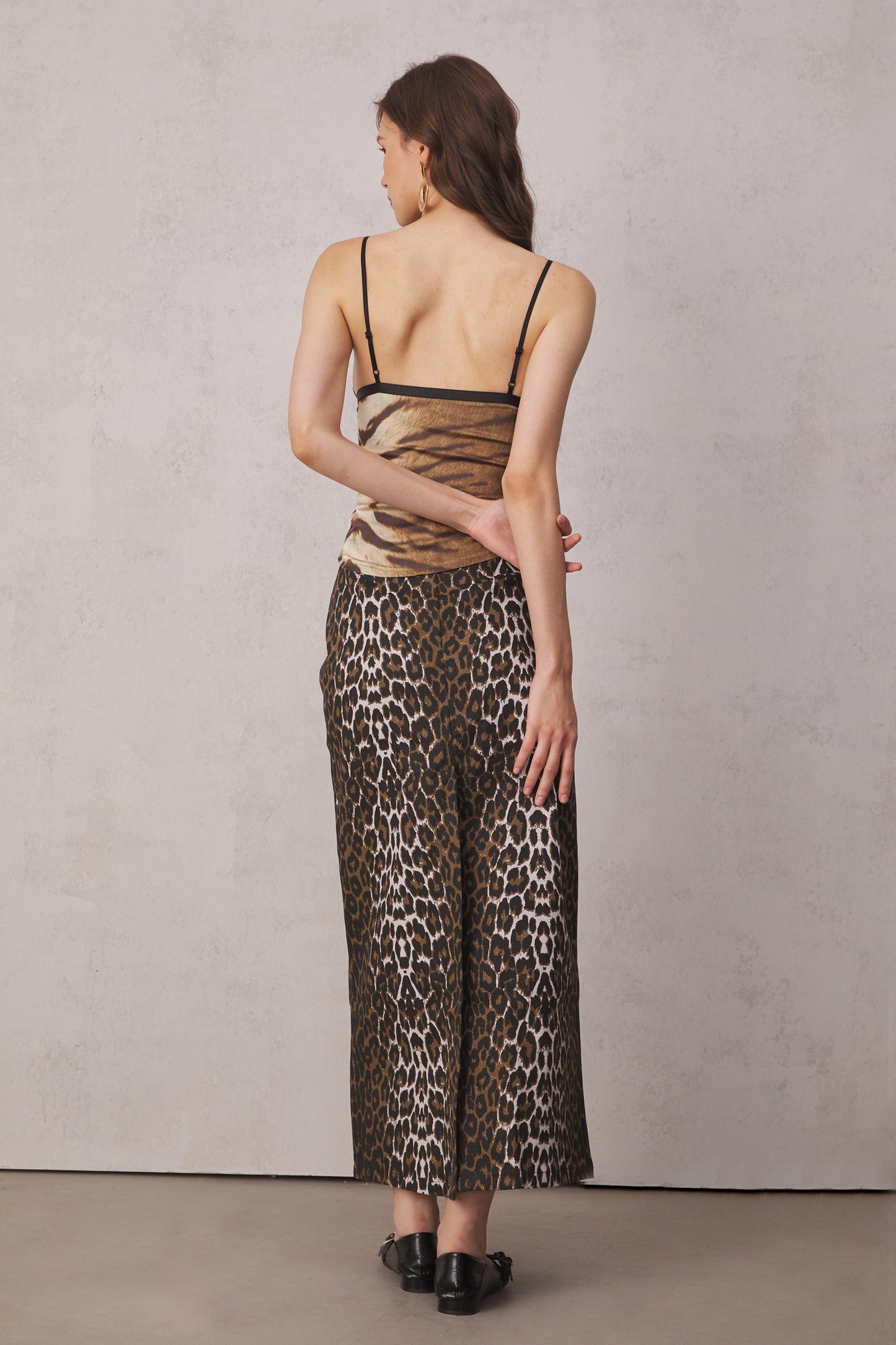 Beautifully Finished Garment in a Timeless Design