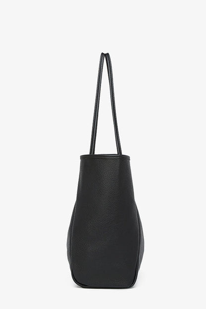 Beautifully Crafted Bag in a Classic Style
