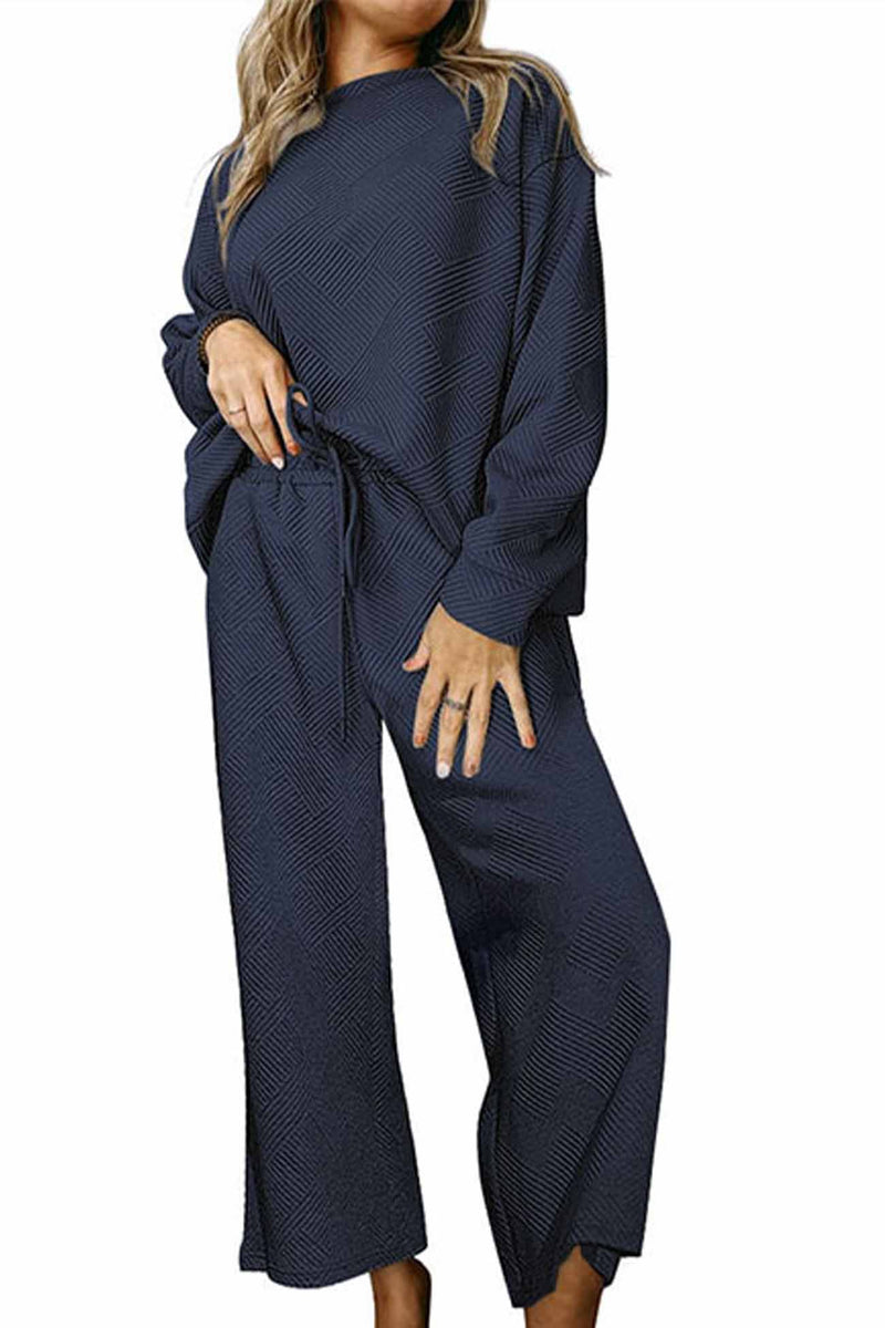Effortlessly Elegant Garment with a Timeless Design