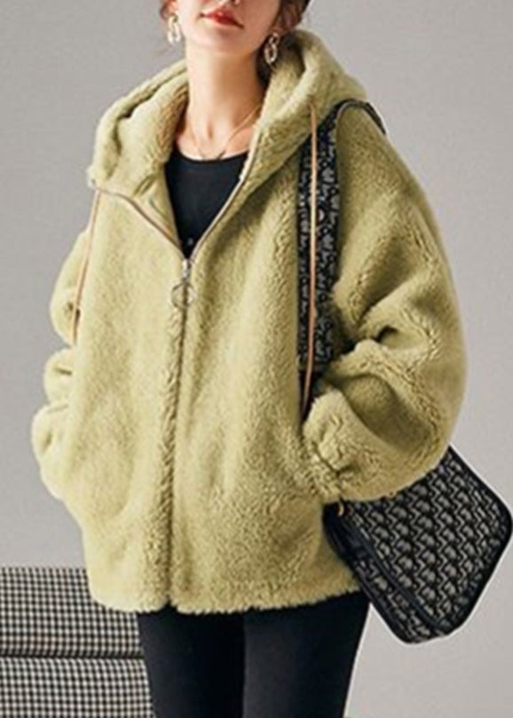 Elegantly Styled Coat for Everyday Wear
