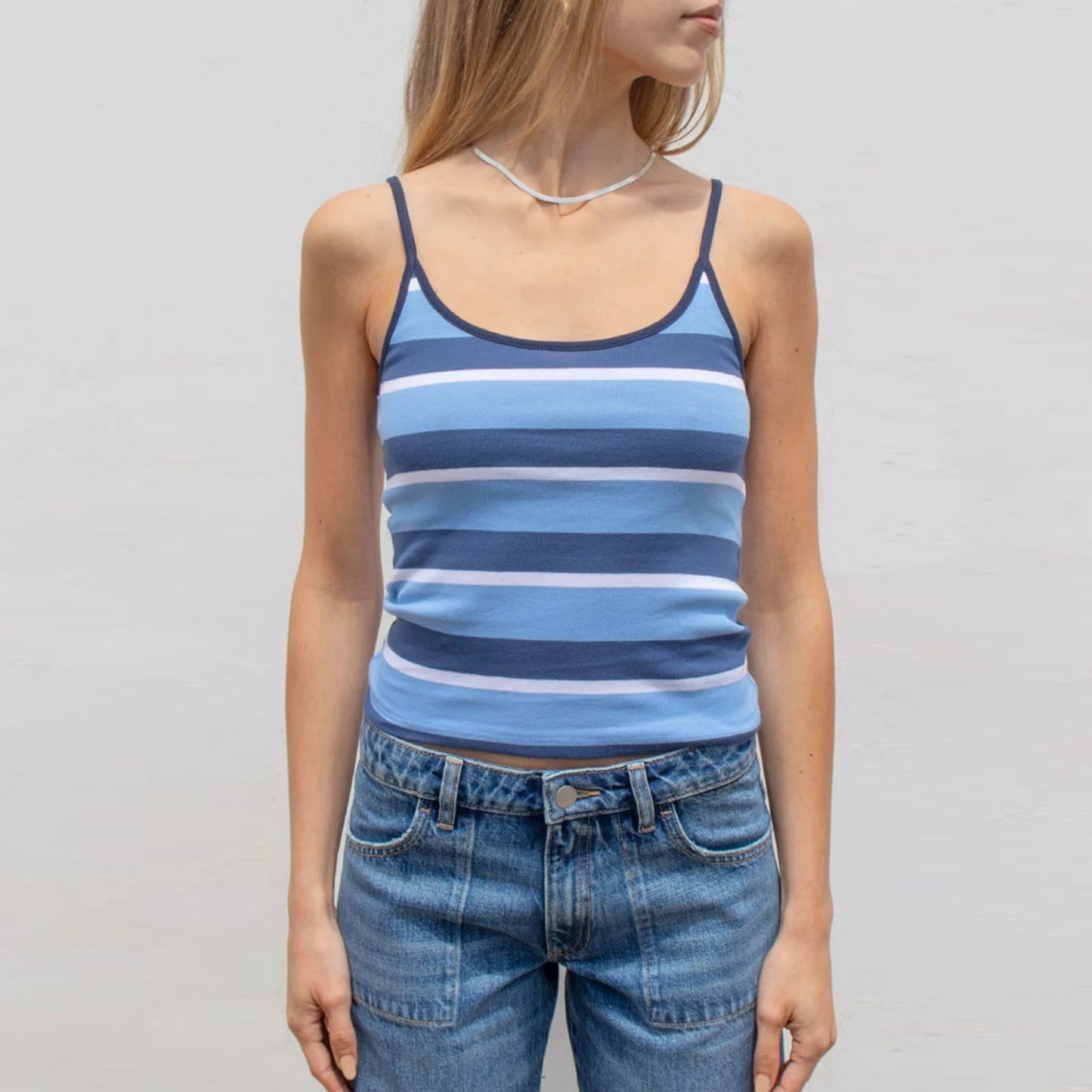Well Tailored Top with a Graceful Silhouette
