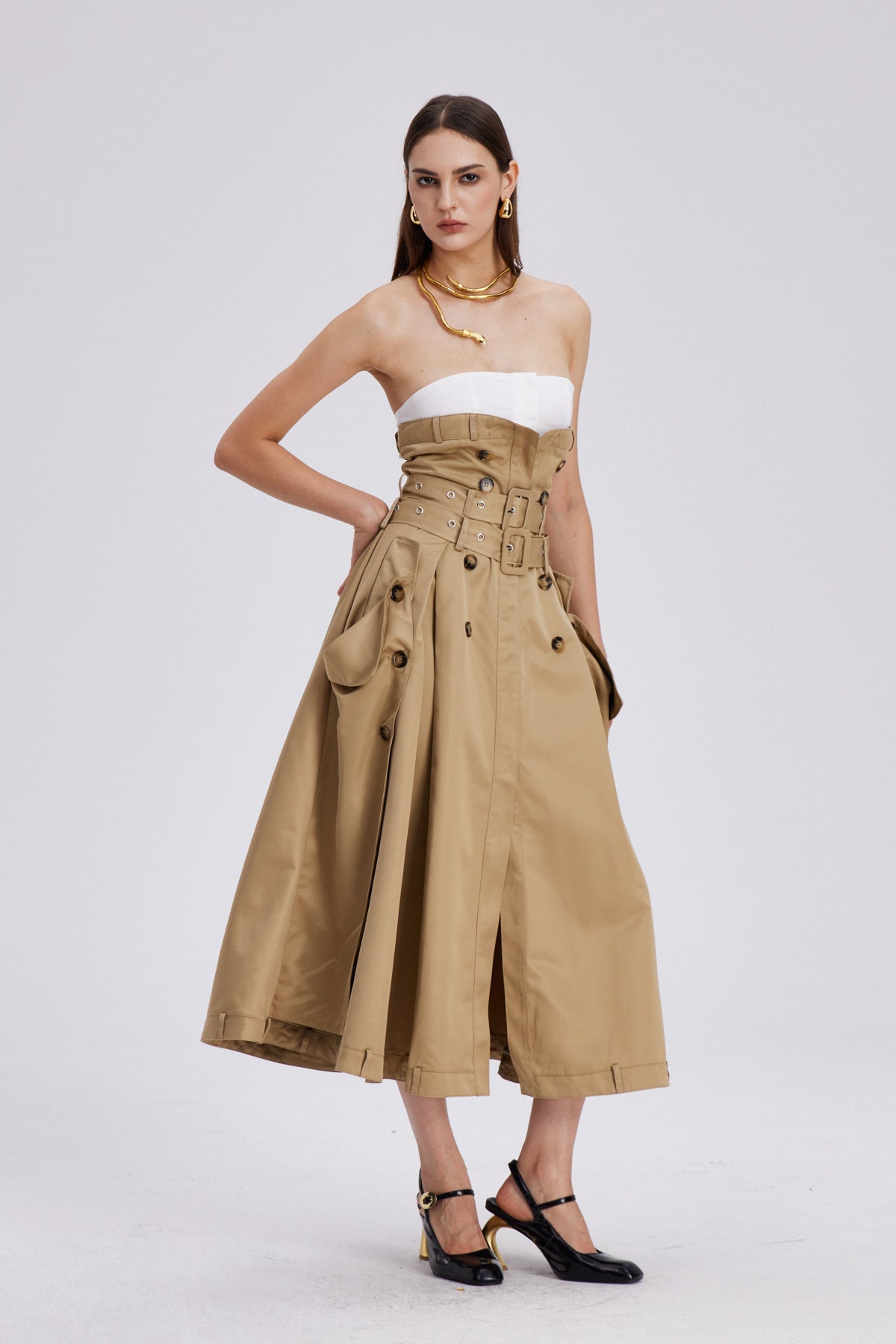 Beautifully Crafted Dress in a Classic Style
