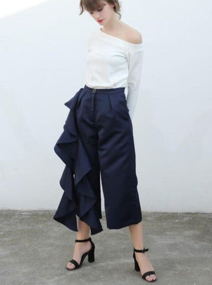 Elegantly Styled Pants for Everyday Wear