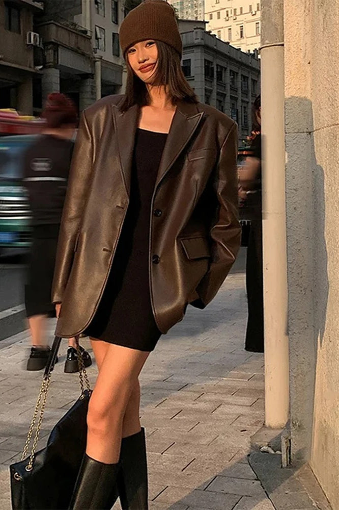 Gracefully Styled Jacket for Any Occasion