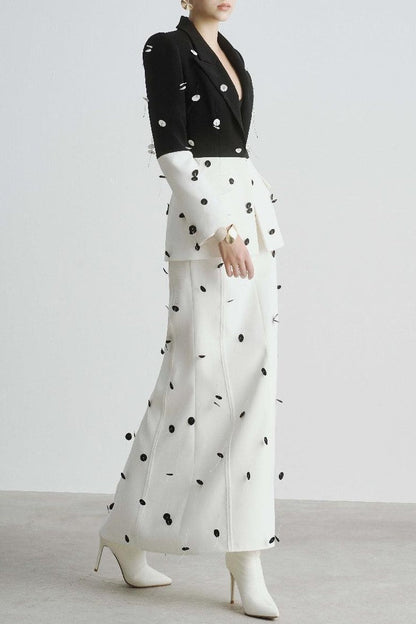 Well Tailored Garment with a Graceful Silhouette