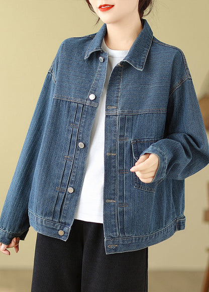 Effortlessly Elegant Coat with a Timeless Design