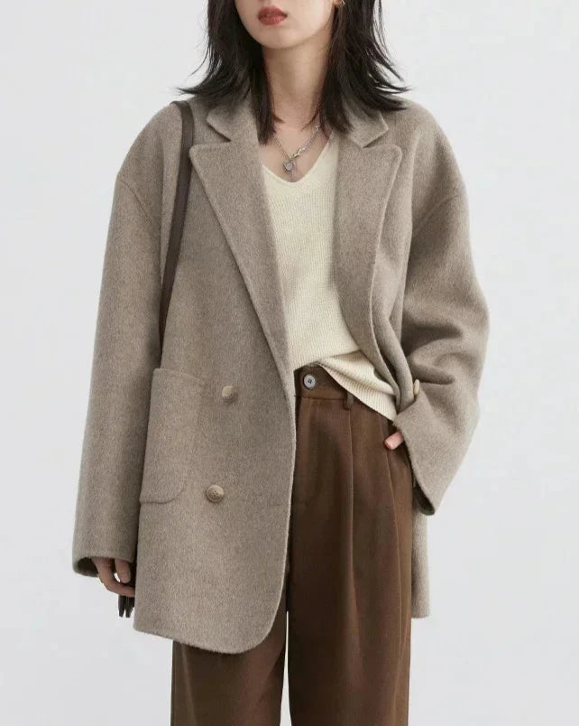 Elegantly Styled Coat for Everyday Wear
