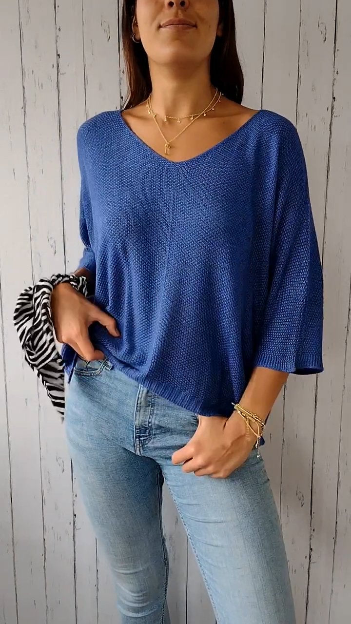 Beautifully Finished Top in a Timeless Design