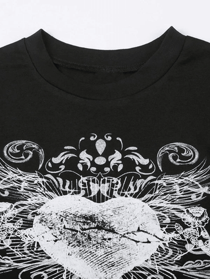Effortlessly Elegant Garment with a Timeless Design