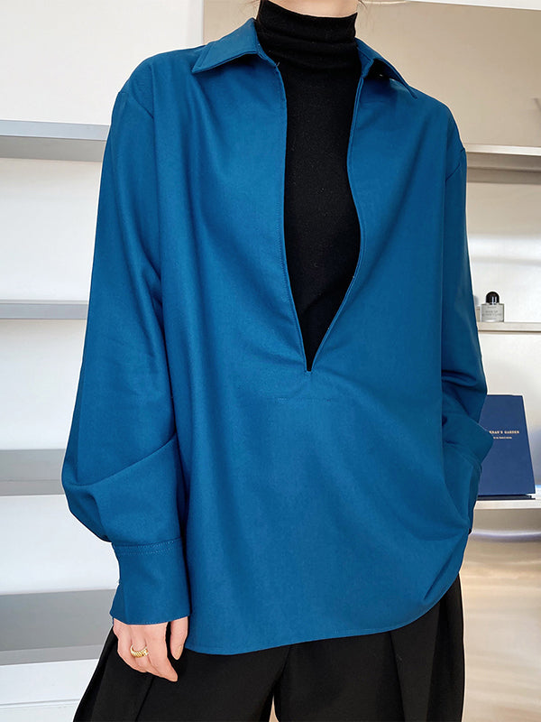 Classic Vintage Blouse with a Flattering Fit