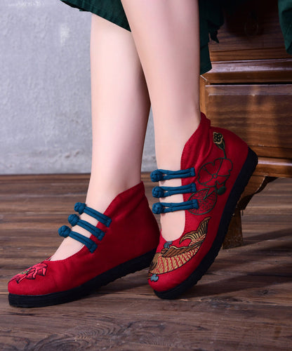 Elegantly Styled Shoes for Everyday Wear