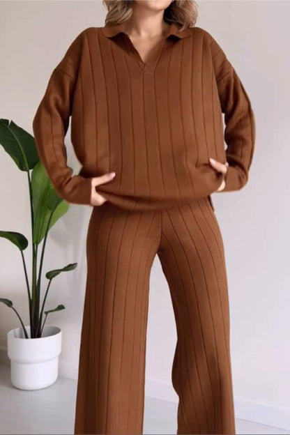 Classic Vintage Sweater with a Flattering Fit