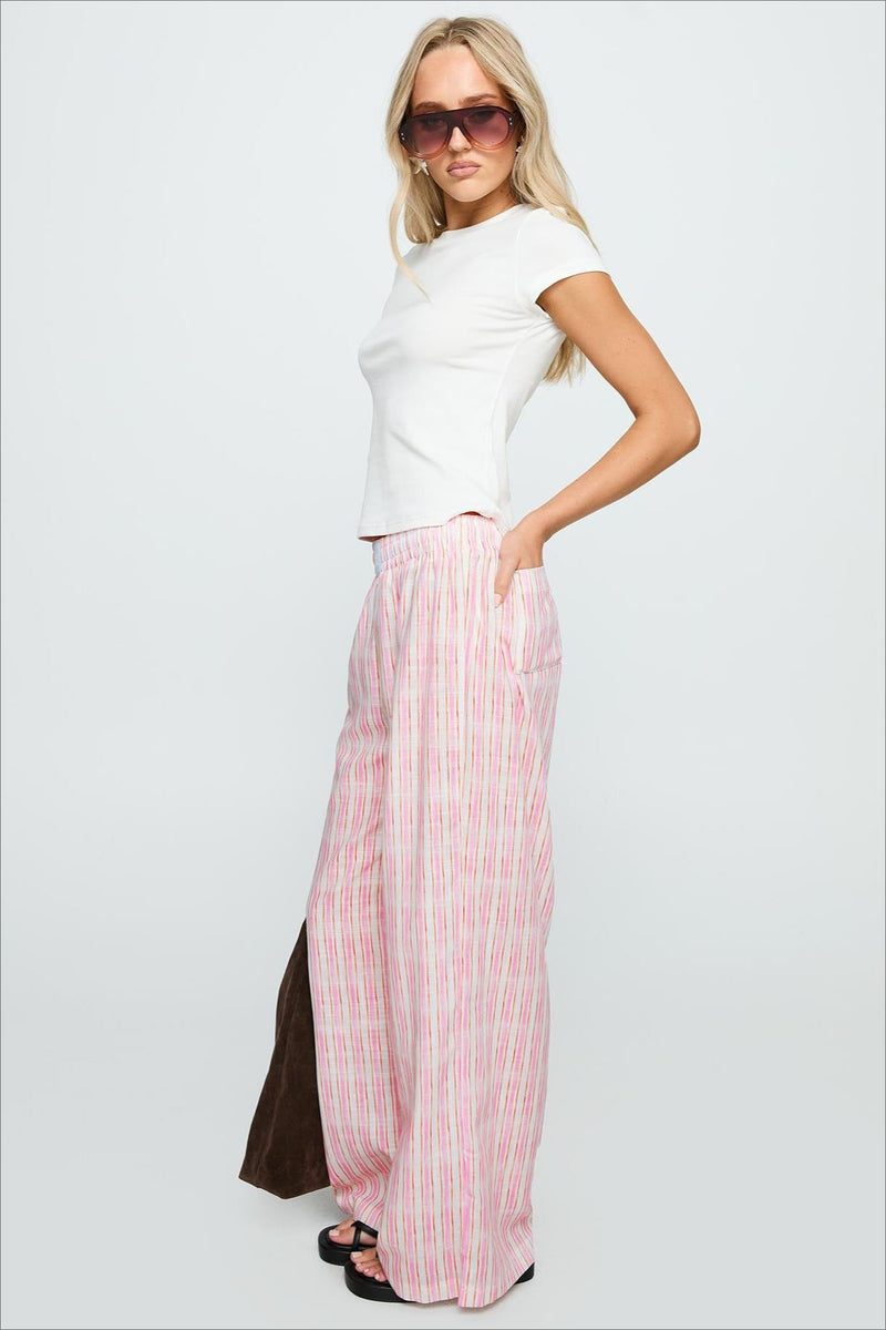Polished Pants with an Effortless Classic Look