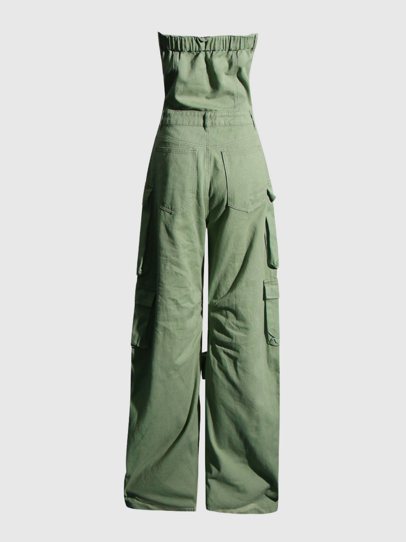 Sophisticated Garment with a Clean Classic Look