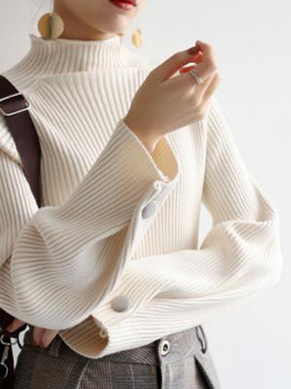 Classic Vintage Sweater with a Flattering Fit