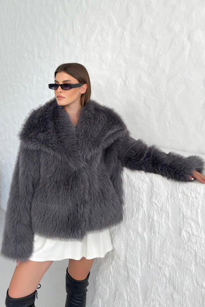 Sophisticated Jacket with a Clean Classic Look