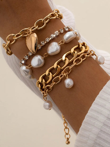 Effortlessly Elegant Garment with a Timeless Design