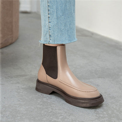 Elegantly Styled Boots for Everyday Wear