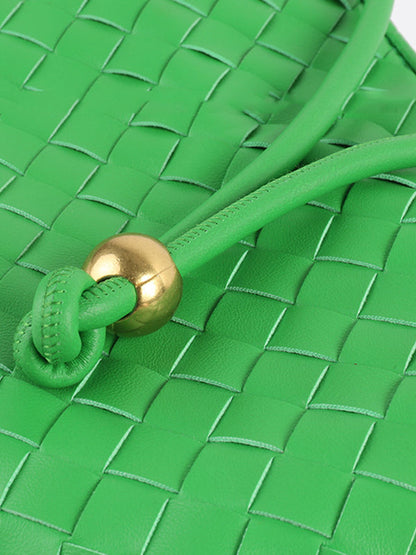 Beautifully Finished Bag in a Timeless Design