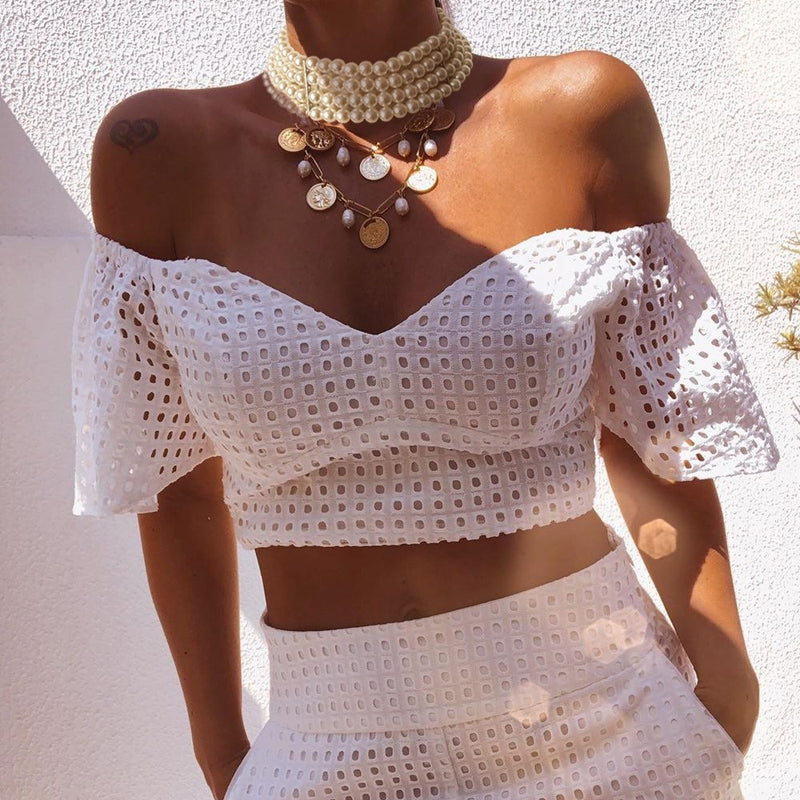 Sophisticated Garment with a Clean Classic Look